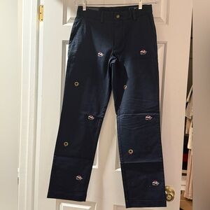 NWT Men’s Vineyard Vines Navy Blue Christmas Embroidered Breaker Pants Sz 28x30